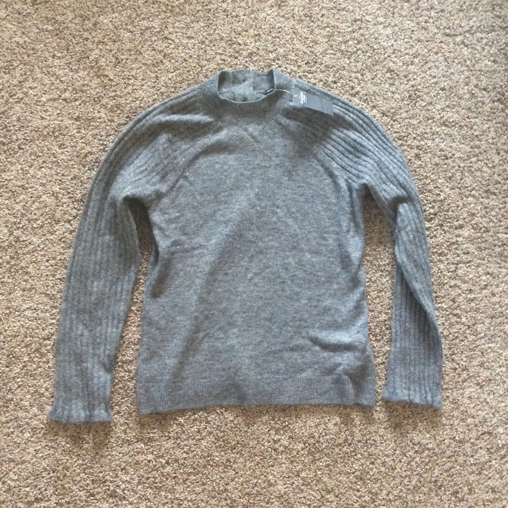 A&F Three Button Closure Sweater - Picture 2 of 9